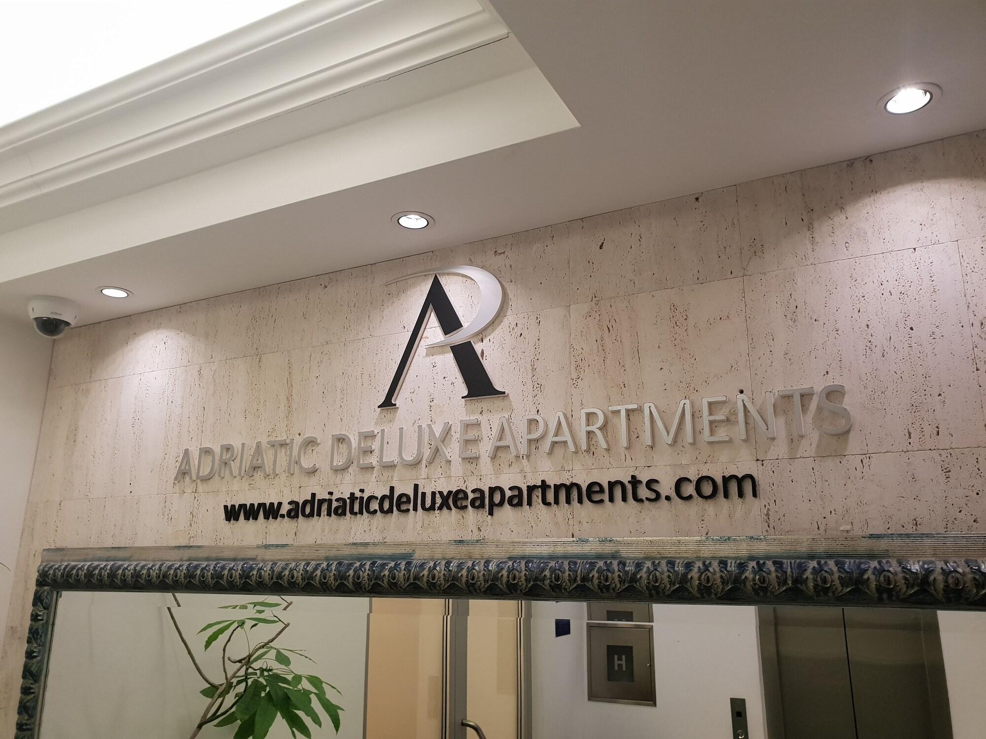 Vista Exterior Adriatic Deluxe Apartments