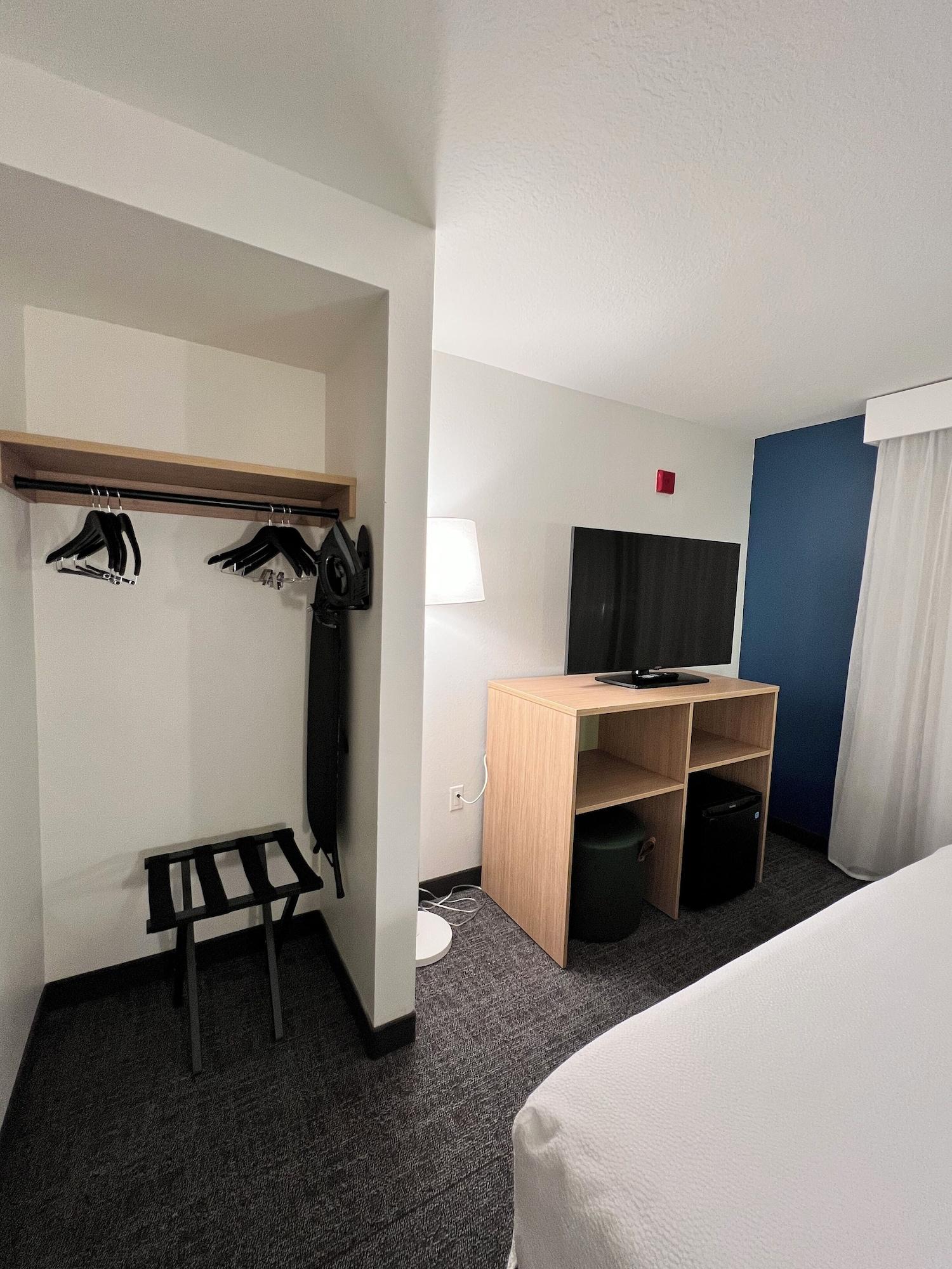 Habitación Spark by Hilton Orlando Universal Blvd