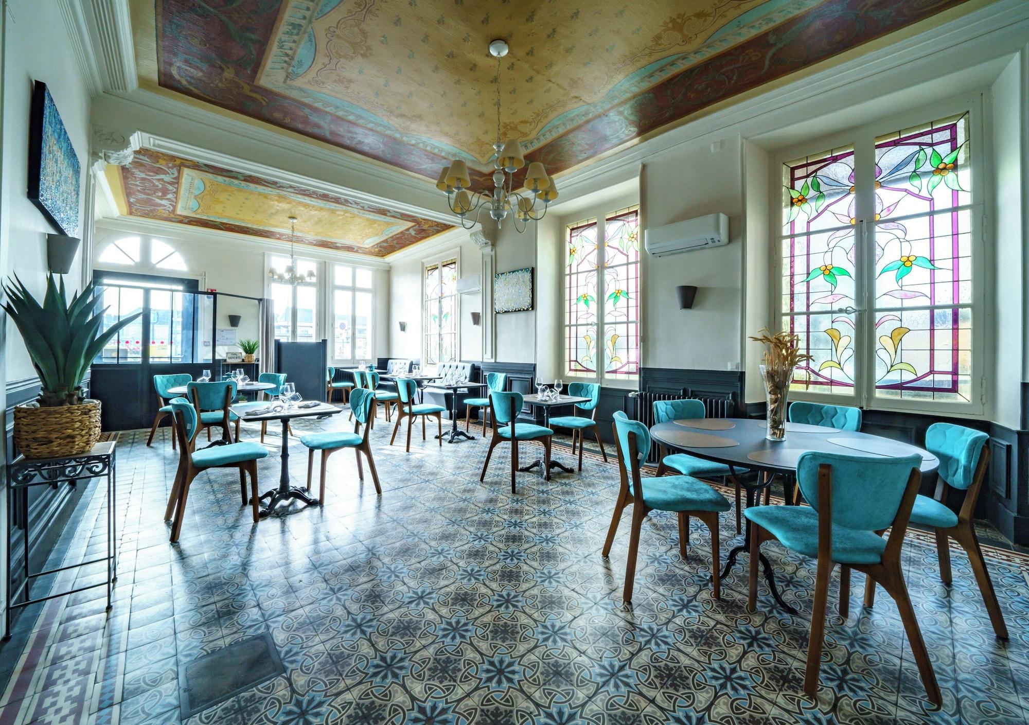 Varios Le Grand Hôtel