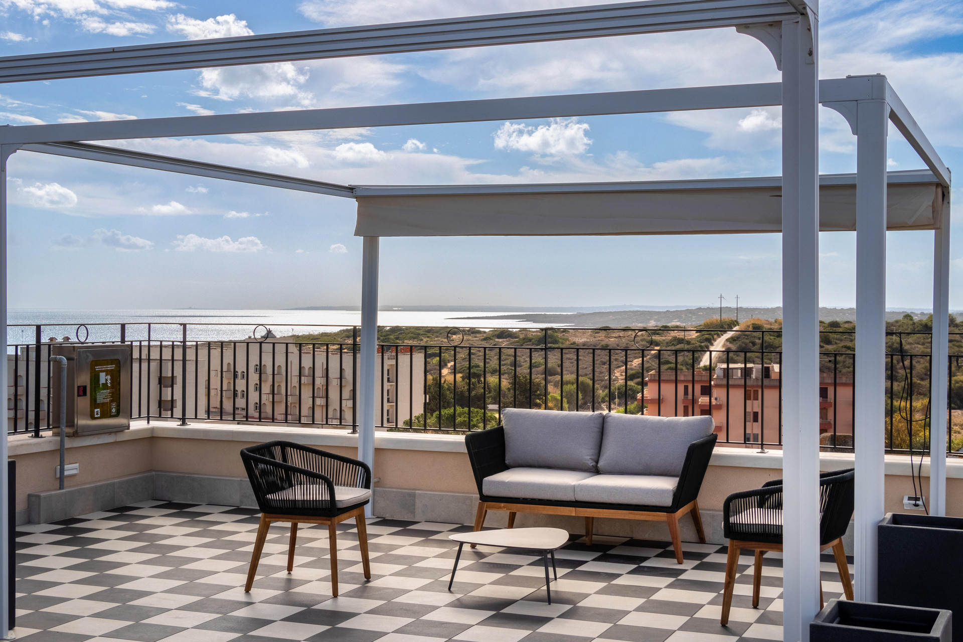 Varios Hotel Netum Mare