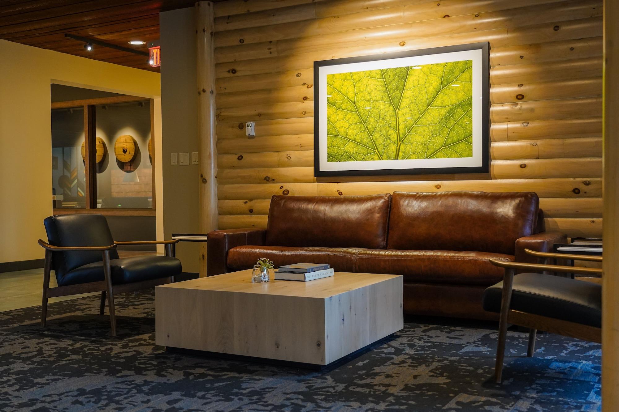 Vista Lobby Sawmill Creek by Cedar Point Resorts