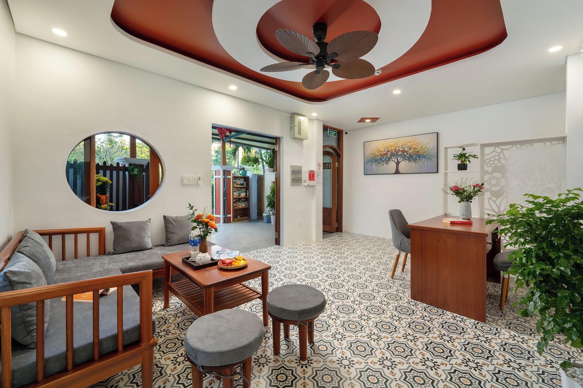 Vista Lobby Red Flower Cottages Homestay