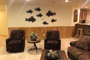 Alquiler Vacacional - Beautiful Executive Lake Home on Peninsula with 657 ft Frontage, Dog Friendly