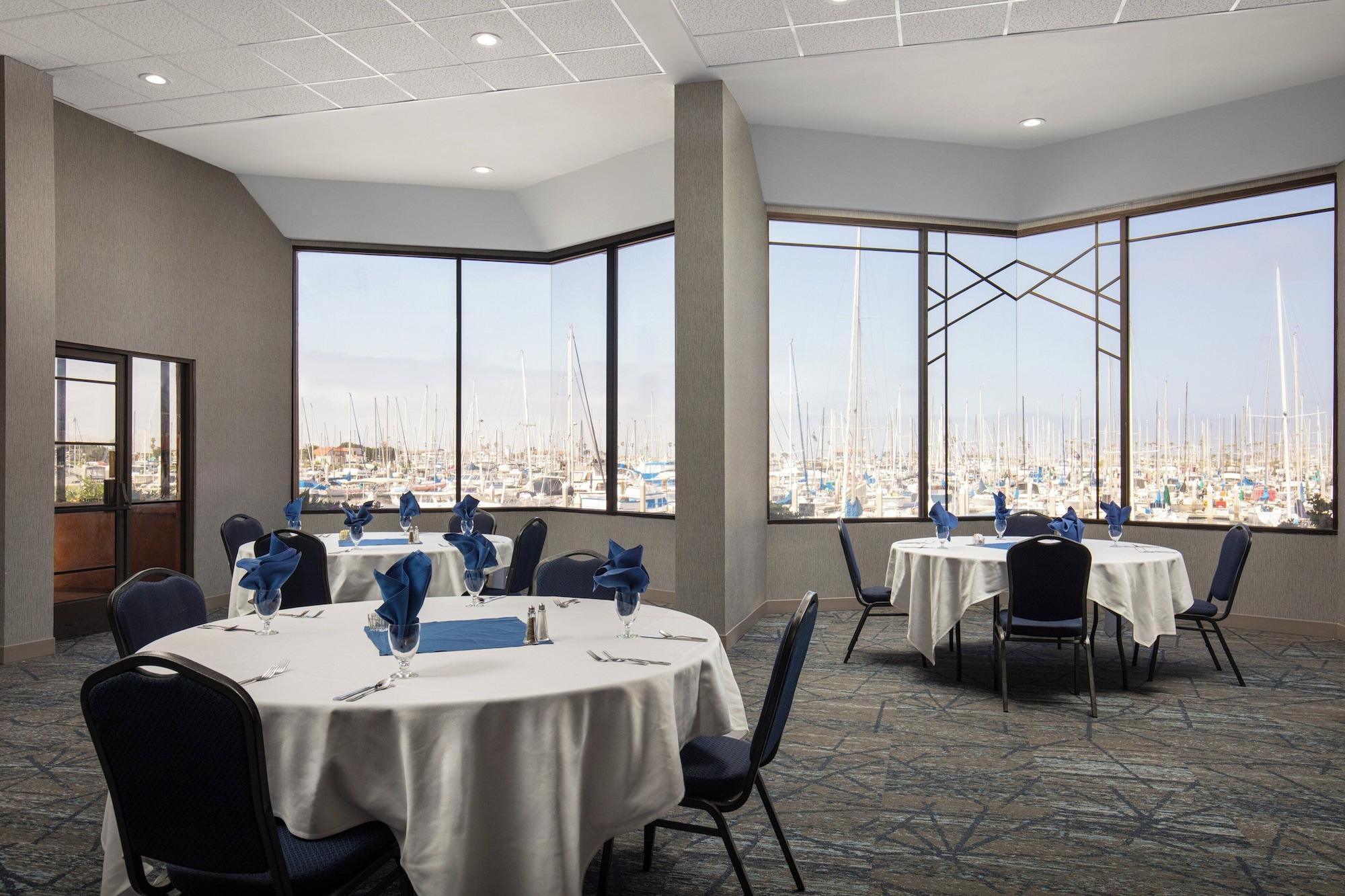 Sala de Reuniones Holiday Inn Express Hotel & Suites Ventura by IHG