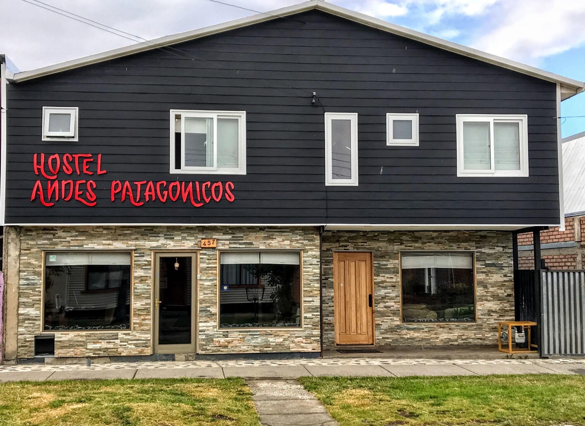 Varios Hostel Andes Patagonicos