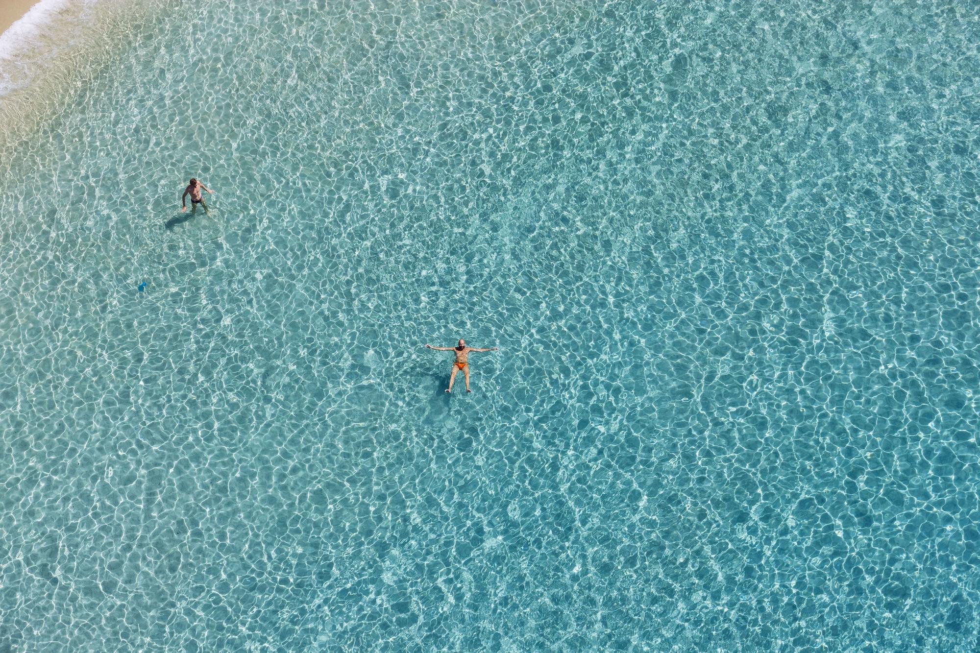 Playa Mr & Mrs White Paros
