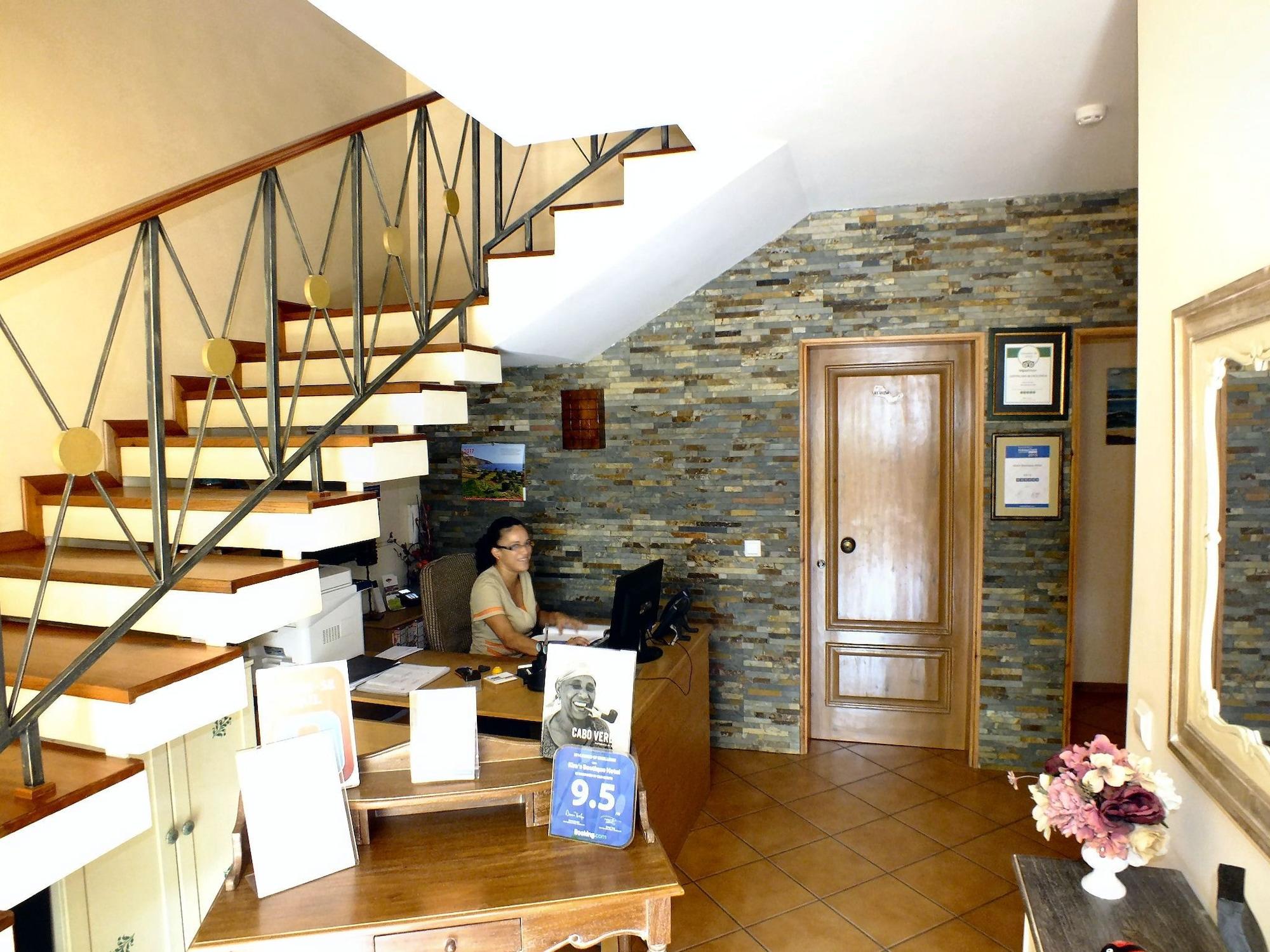 Vista Lobby Kira's Boutique Hotel