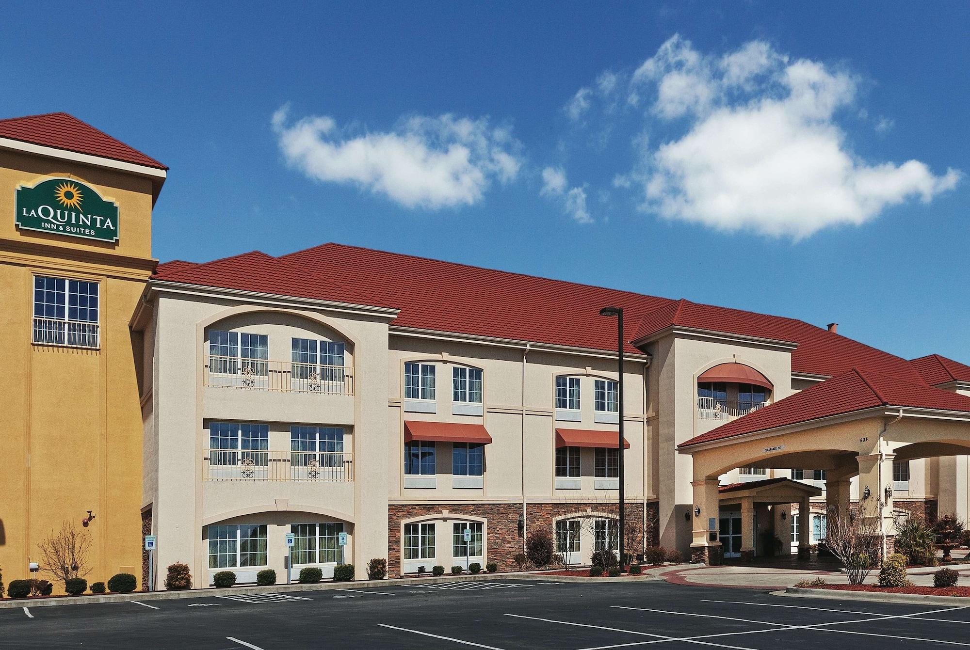 Vista Exterior La Quinta Inn & Suites by Wyndham Searcy