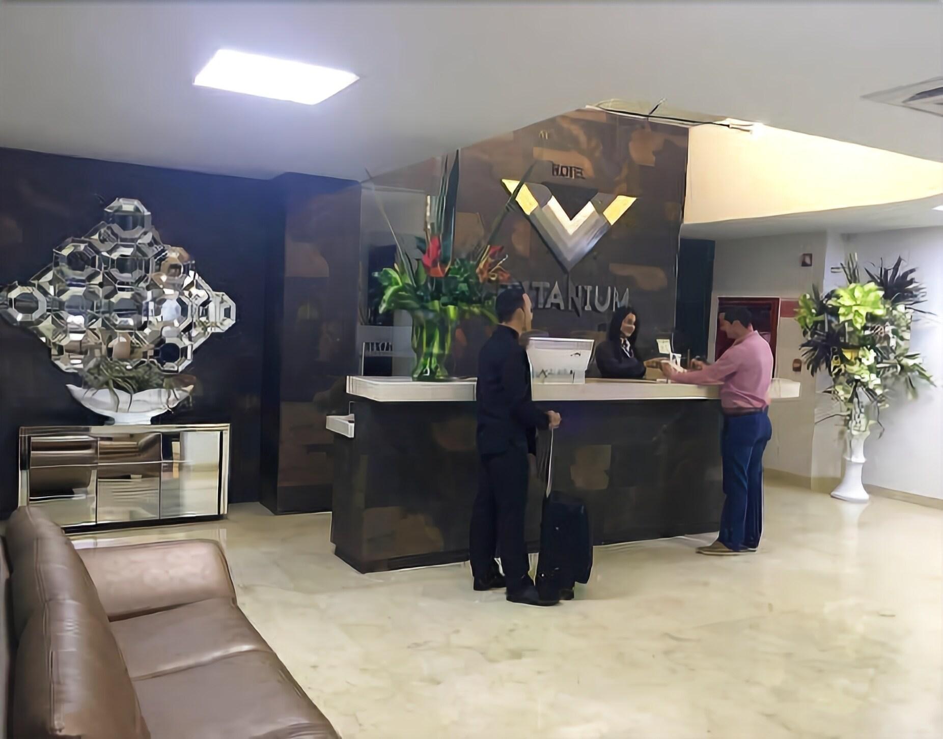 Vista Lobby Hotel Titanium Plaza
