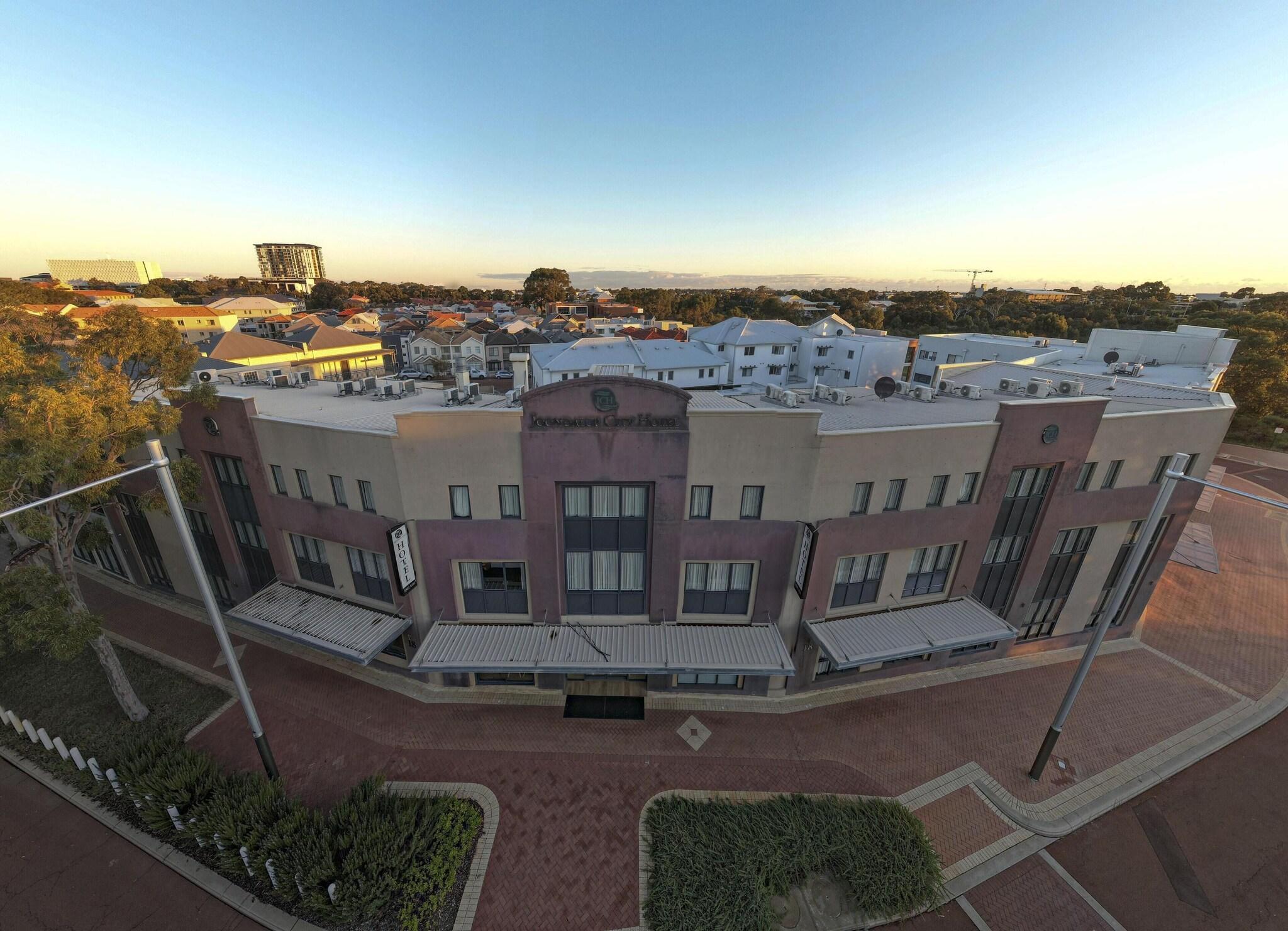 Vista Exterior Joondalup City Hotel