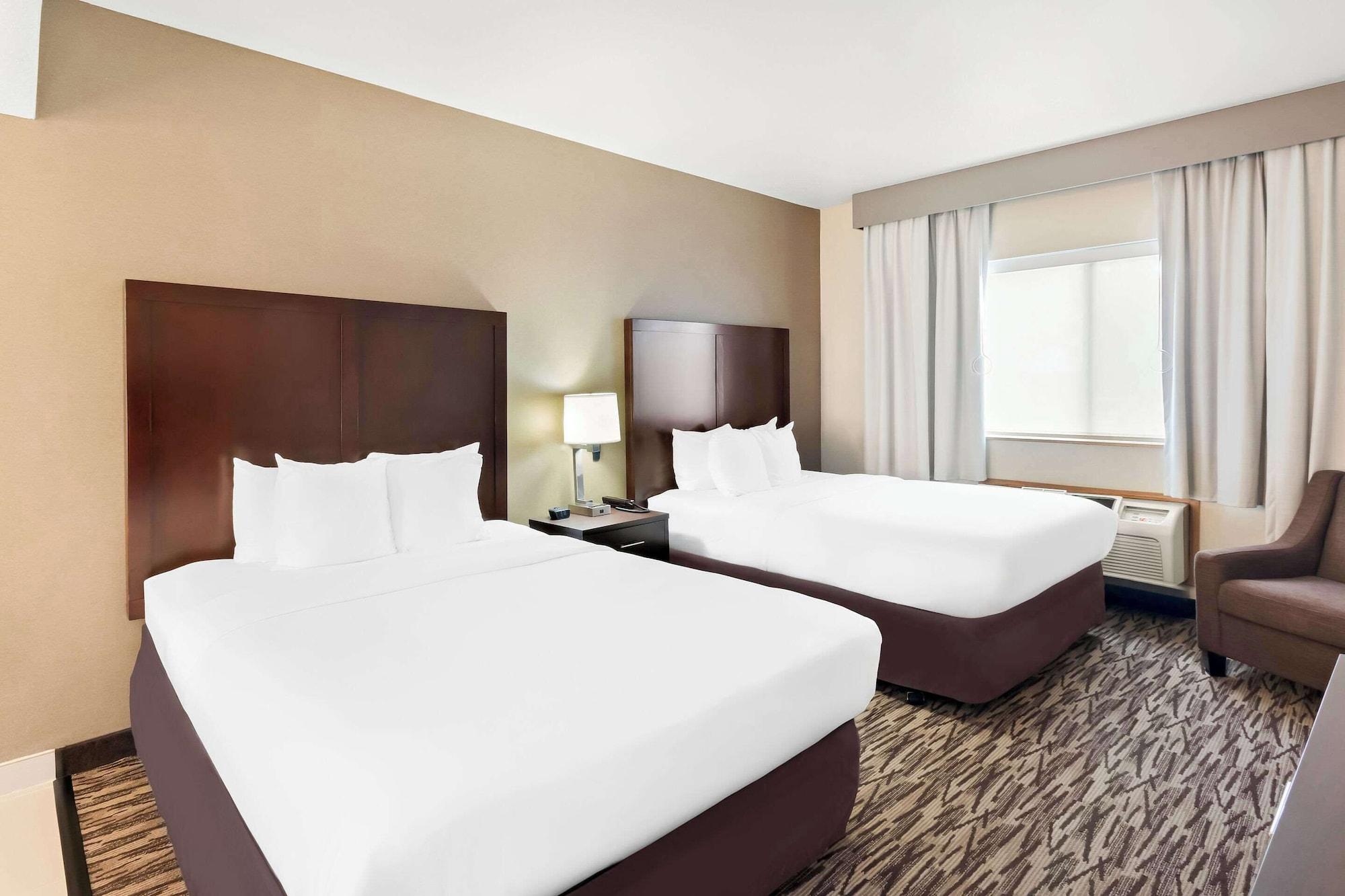 Habitación Comfort Suites Portland Airport