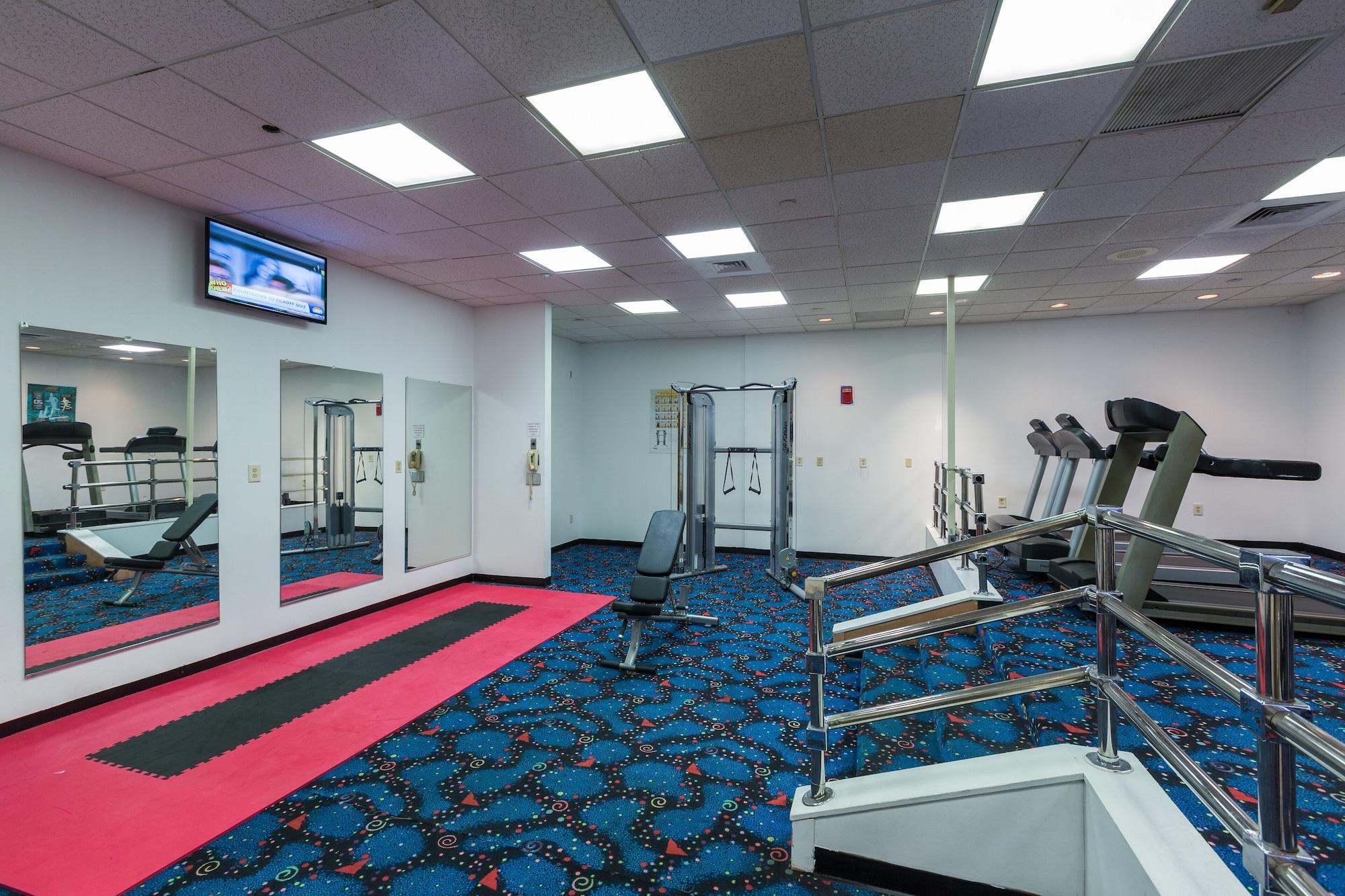 Gimnasio Maingate Lakeside Resort