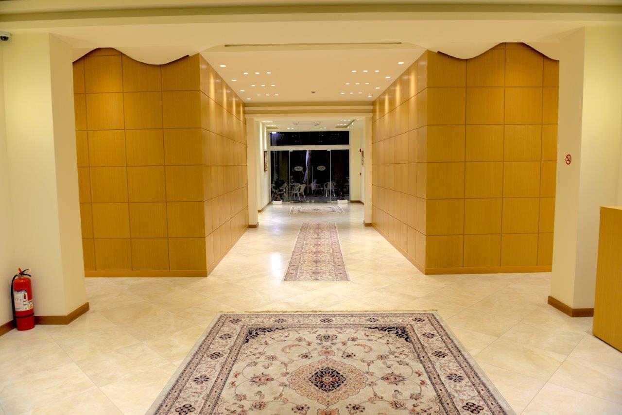 Vista Lobby Grand White City