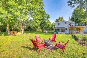 Alquiler Vacacional - Cozy Holland Studio w/ Deck Near Lake Michigan!