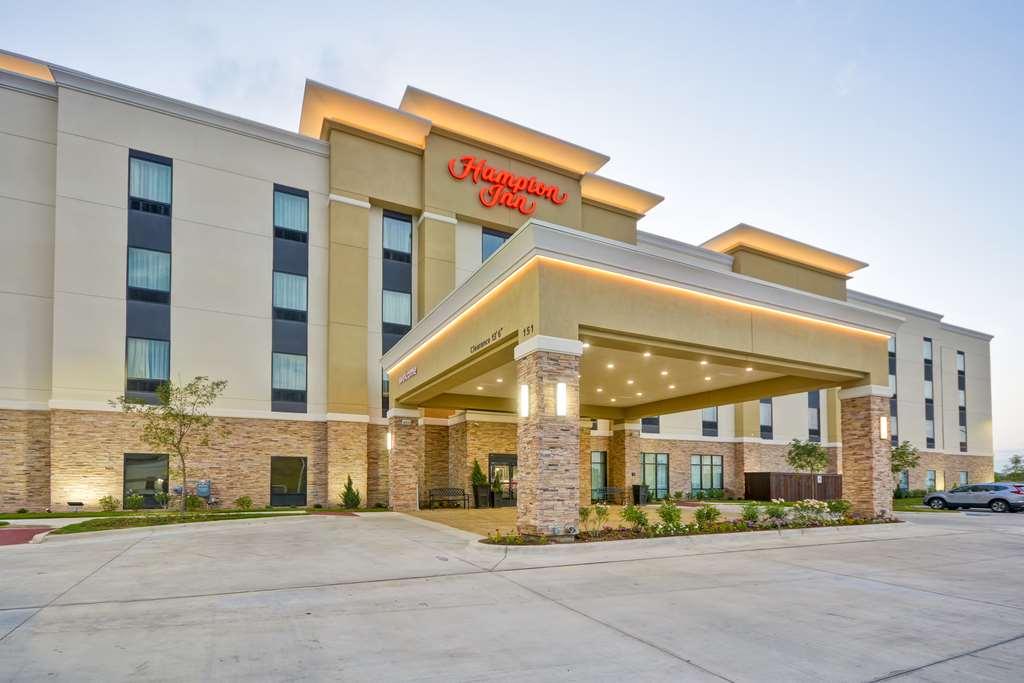 Vista Exterior Hampton Inn Kyle, TX