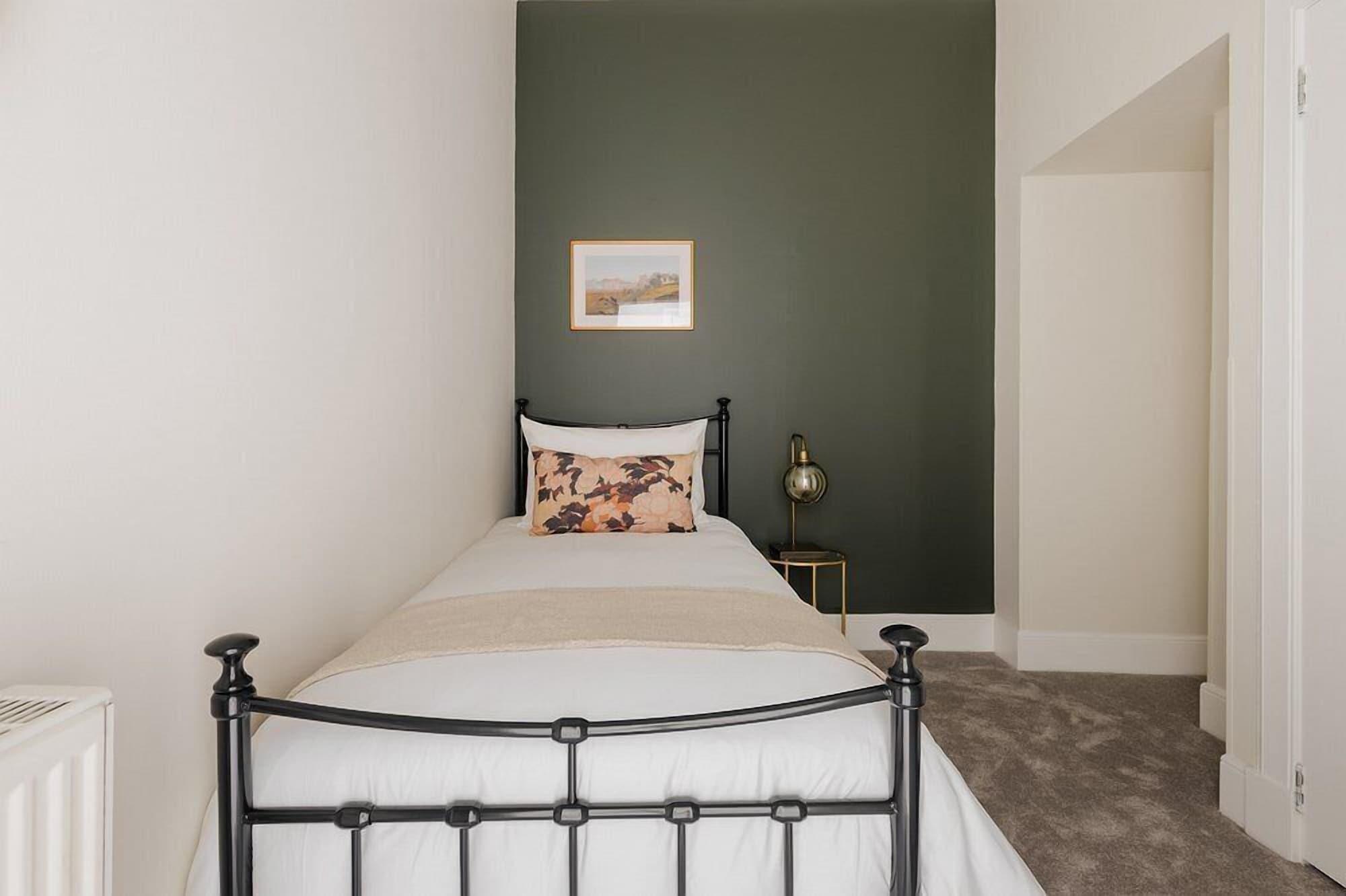 Habitación Royal Garden Apartments New Town