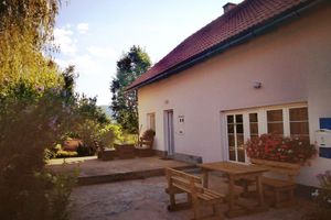 Alojamiento - Guest House First Stop