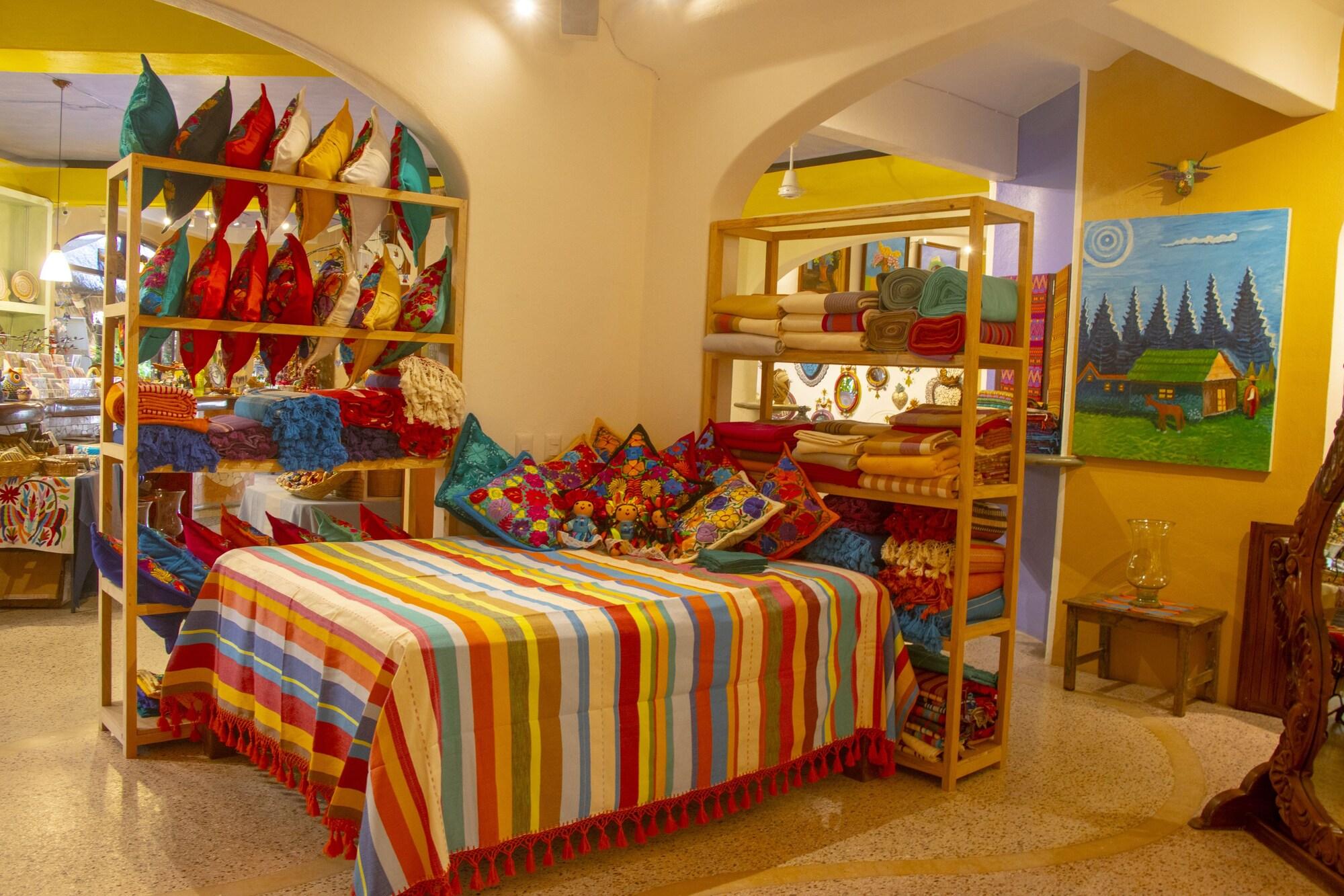 Varios Casa Parota Boutique Hotel