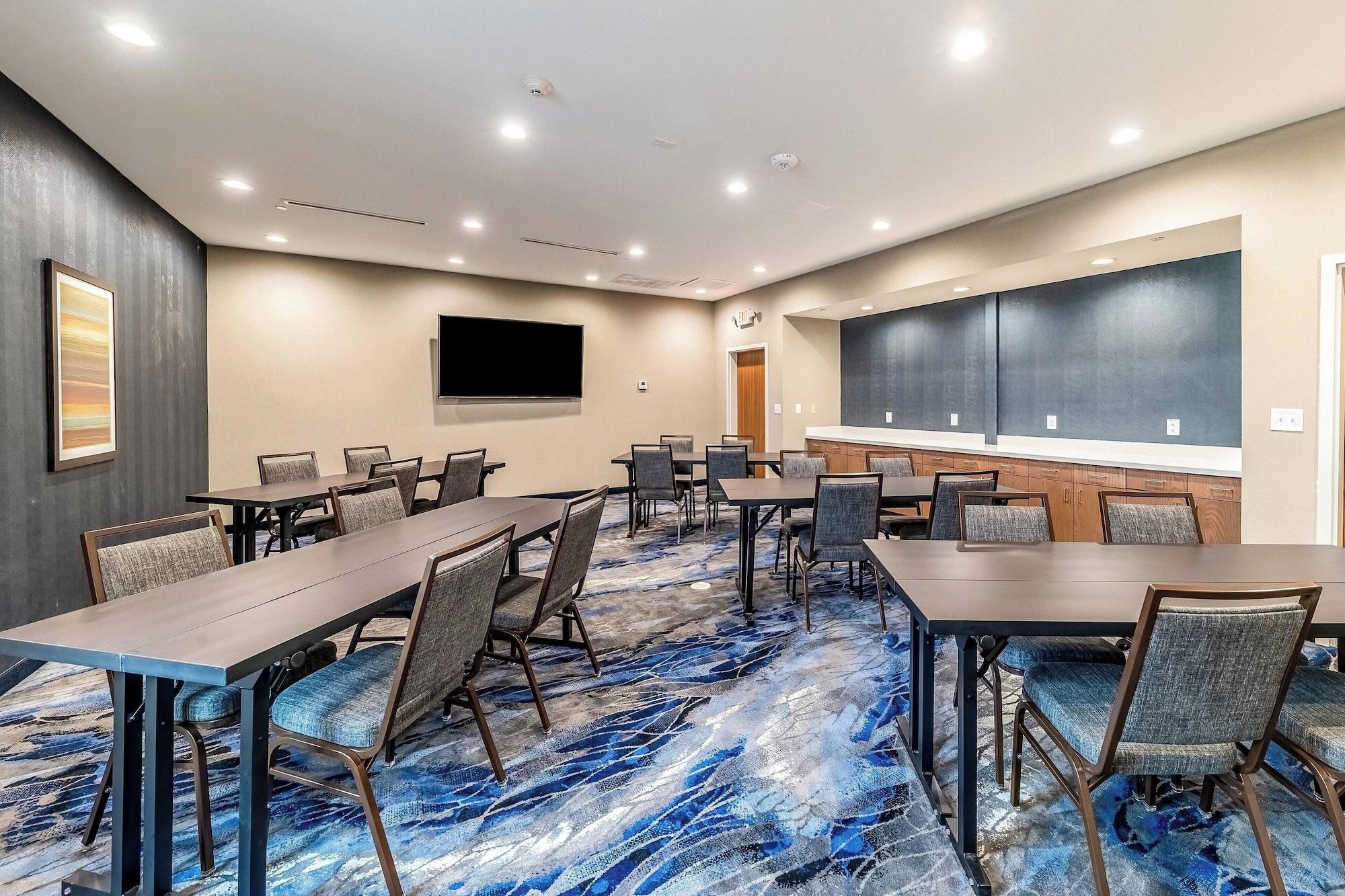 Sala de Reuniones Fairfield Inn & Suites by Marriott Gainesville I-35