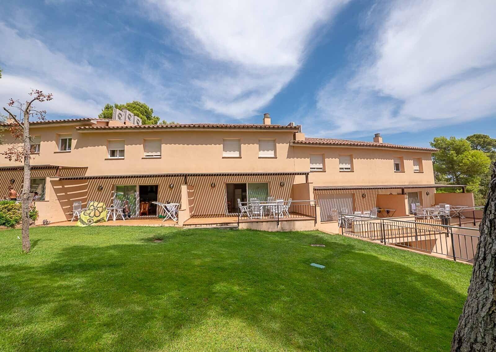 Varios Village Golf Beach