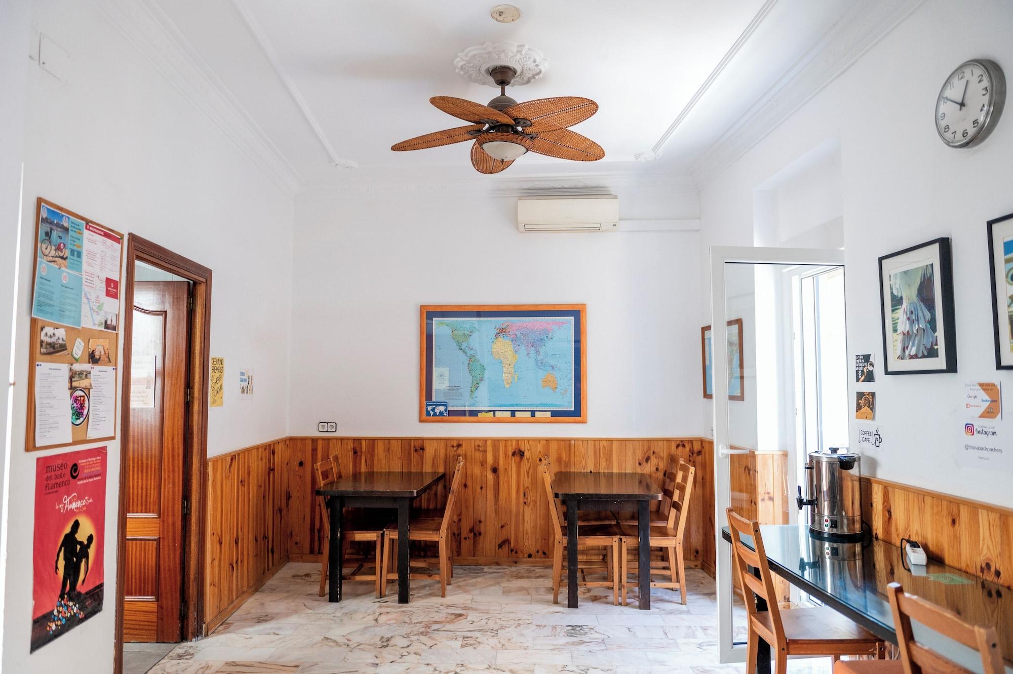 Restaurant Triana Backpackers