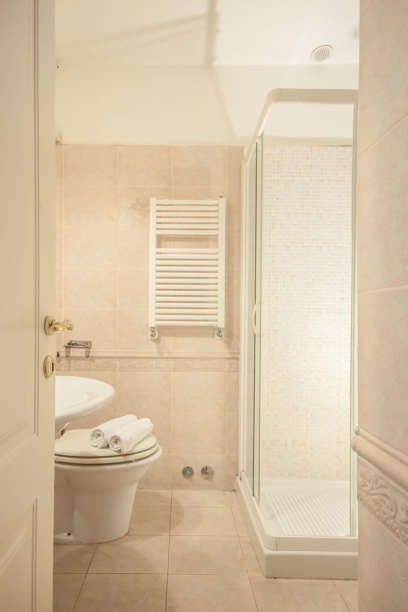 Equipamiento de Habitación Colosseum B