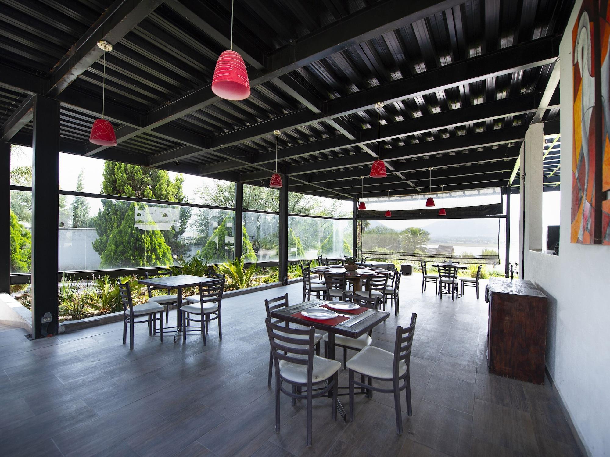 Restaurant Collection O Hotel Quinta Del Lago