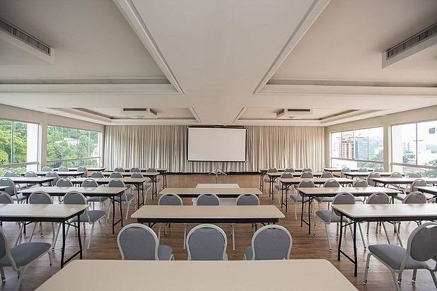 Sala de Reuniones Himmelblau Palace Hotel