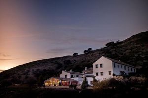 Alojamiento - Hotel Fuente del Sol