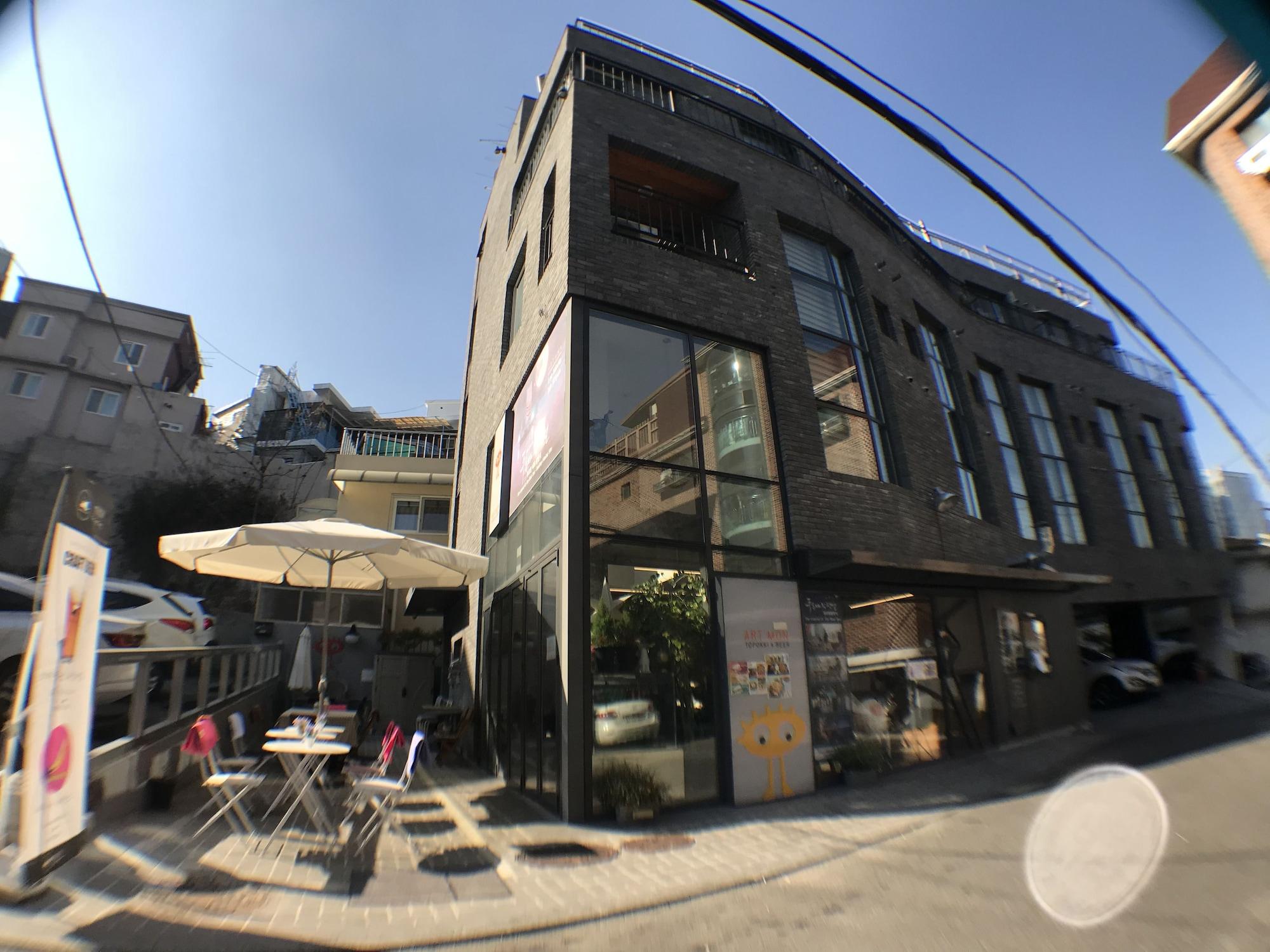 Vista Exterior Myeongdong Artmonstay Guesthouse