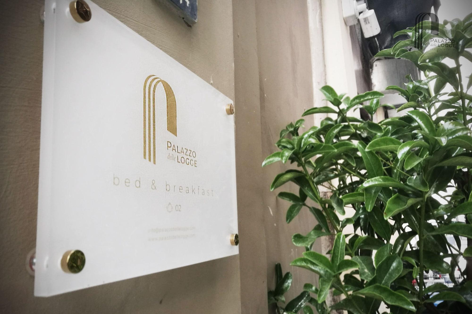 Vista Exterior Palazzo delle Logge