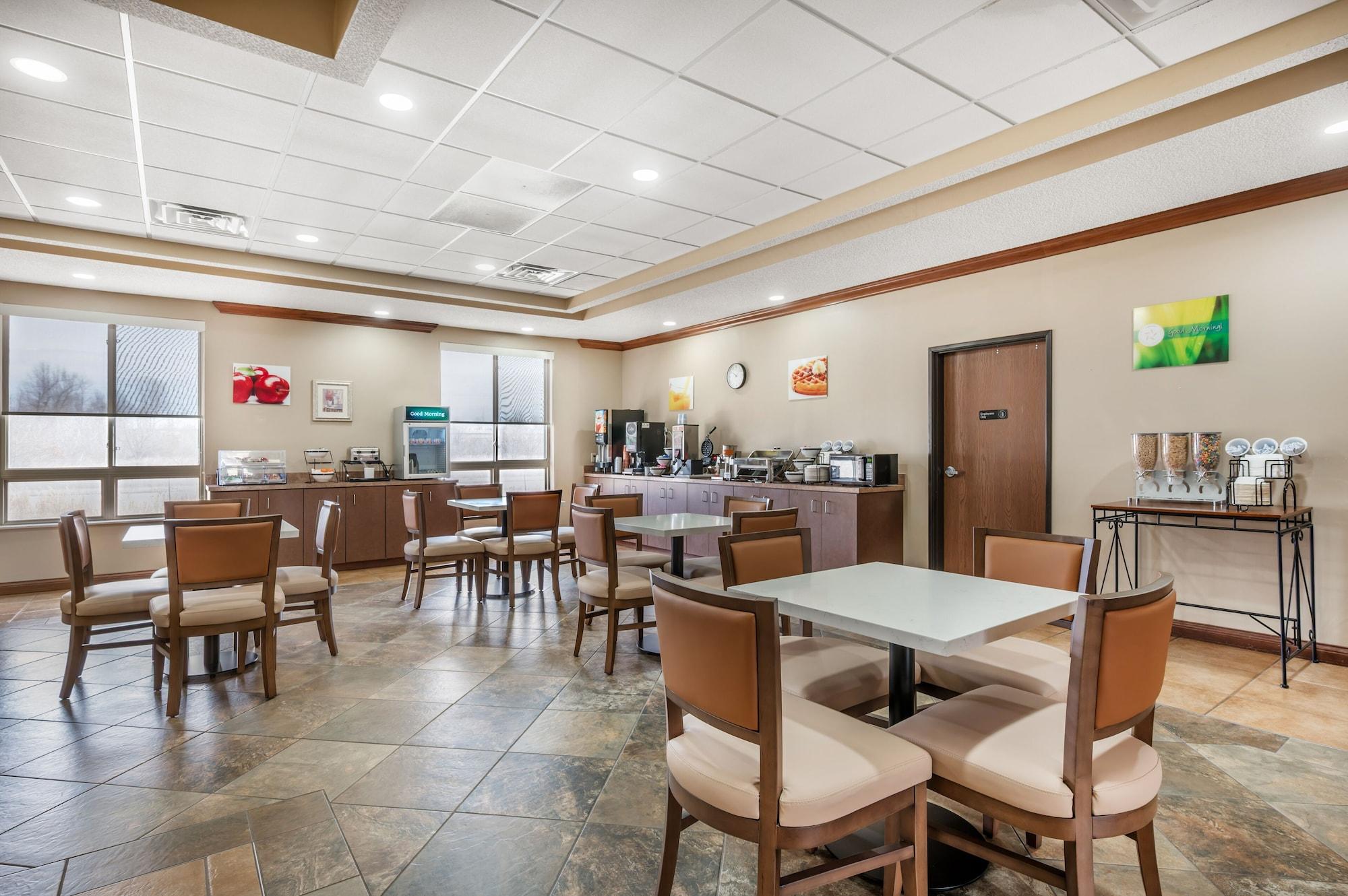Restaurant Quality Inn & Suites Rockport - Owensboro North (GOLD AWARD WINNER)