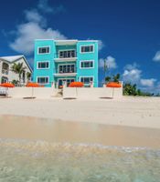 Arriendo temporal - Luxury Villa + COURTESY SUV, Steps to Beach: PaddleBoards, Bikes, Chairs & More!