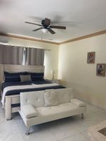 Alquiler Vacacional - Charming 3-bedroom villa with AC, WiFi in a peacefull neigborhood