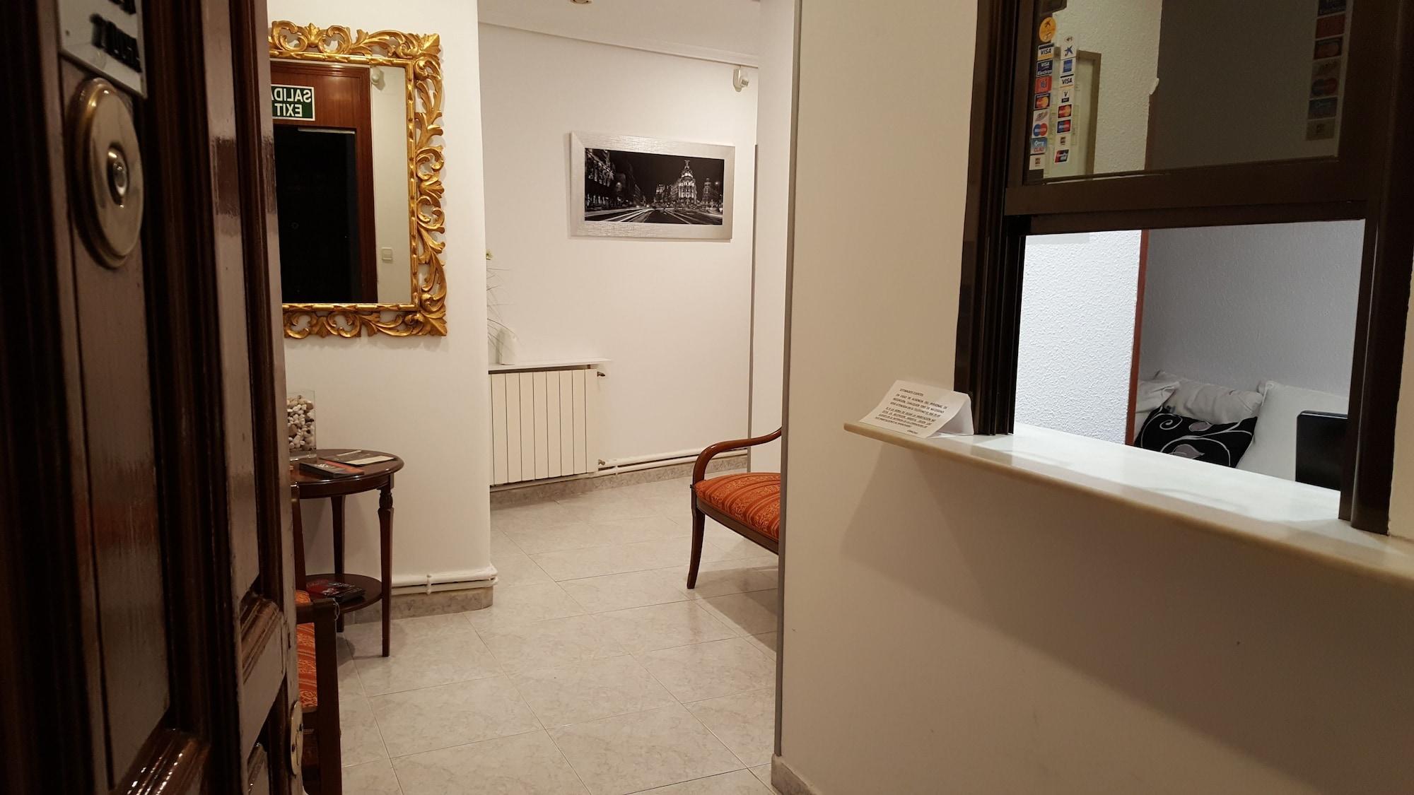 Vista Lobby Hostal Rofer