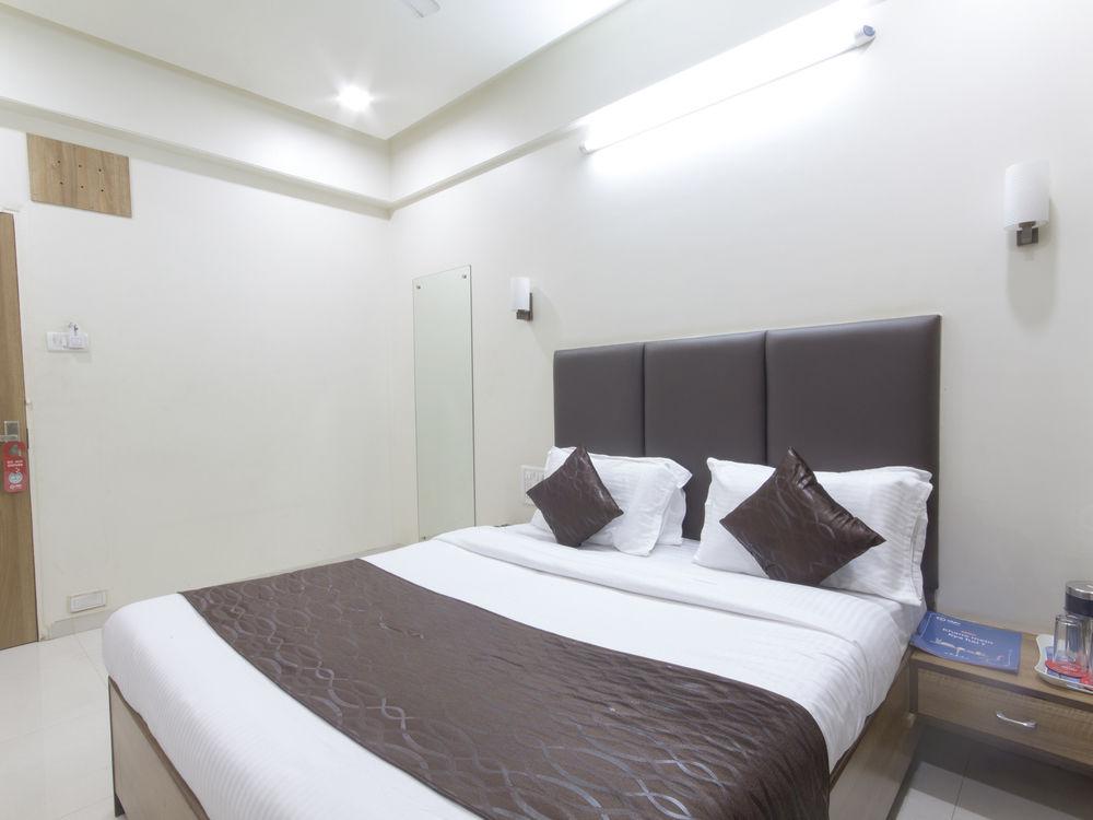 Habitación OYO 935 Hotel Palkhee