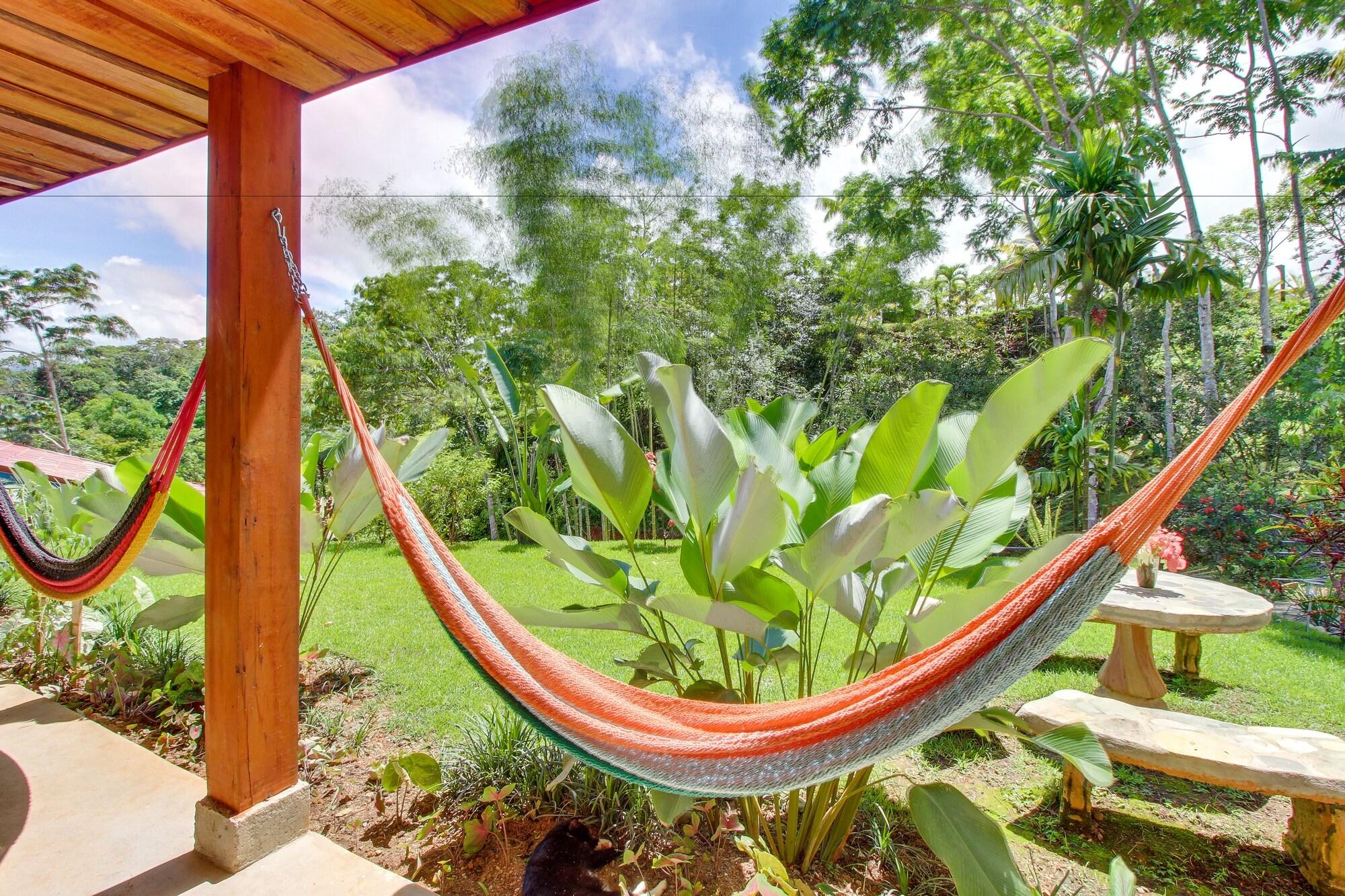 Varios Valley of Dreams Eco Lodge Room