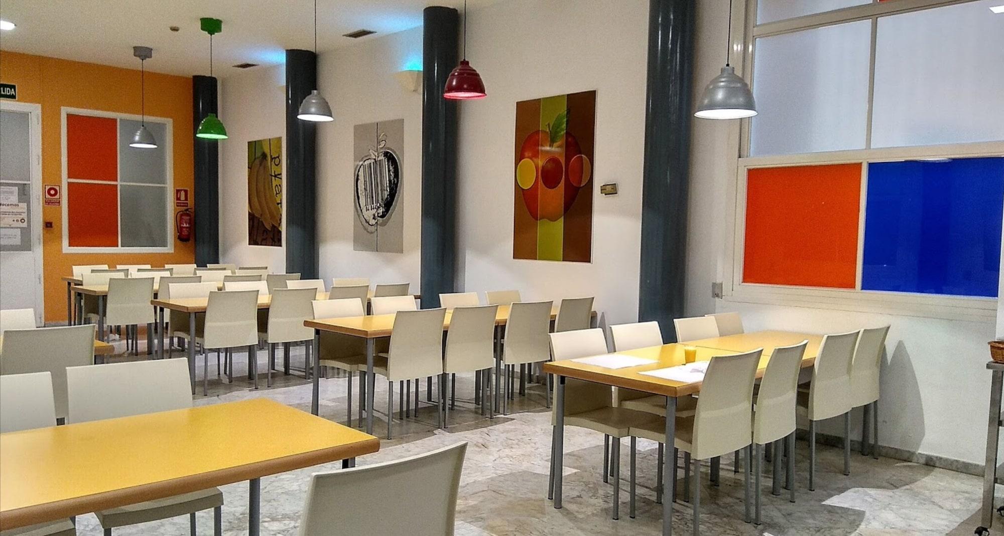 Sala de Reuniones Albergue Inturjoven Córdoba - Hostel