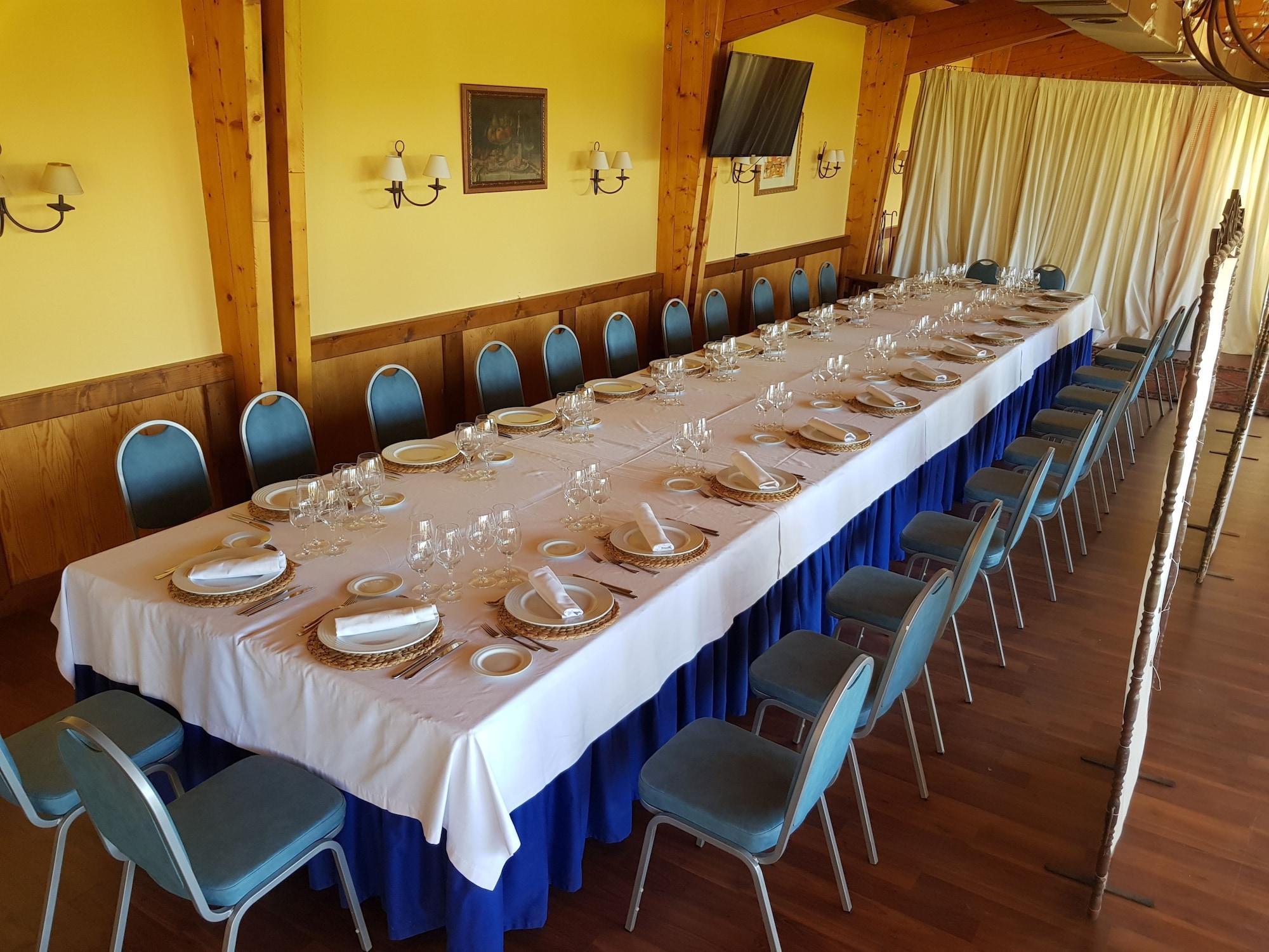 Restaurant Hospedium Hotel Spa Puerta Vadinia