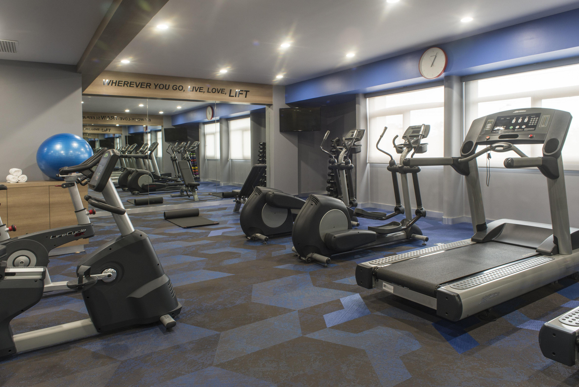 Instalaciones Recreativas Holiday Inn Express Mexico - Toreo by IHG