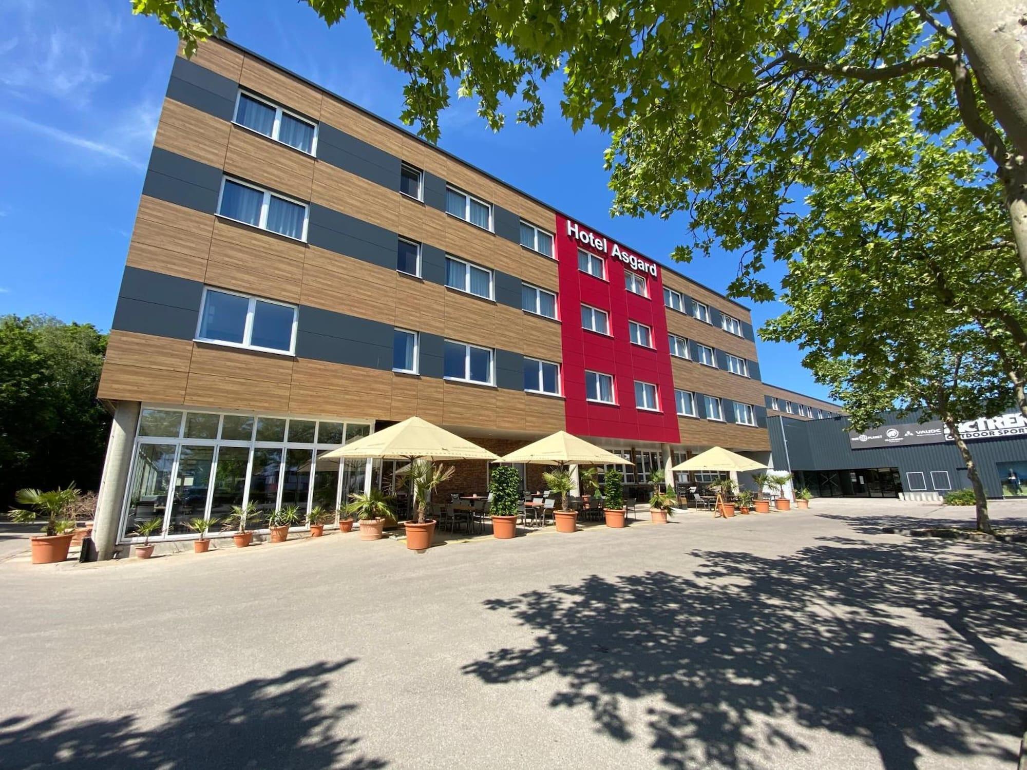 Vista Exterior Hotel Asgard