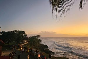 Alquiler Vacacional - La Hacienda Beach House with Pool Near Rincón-Beach Front ...Only 1 Minute Walk!