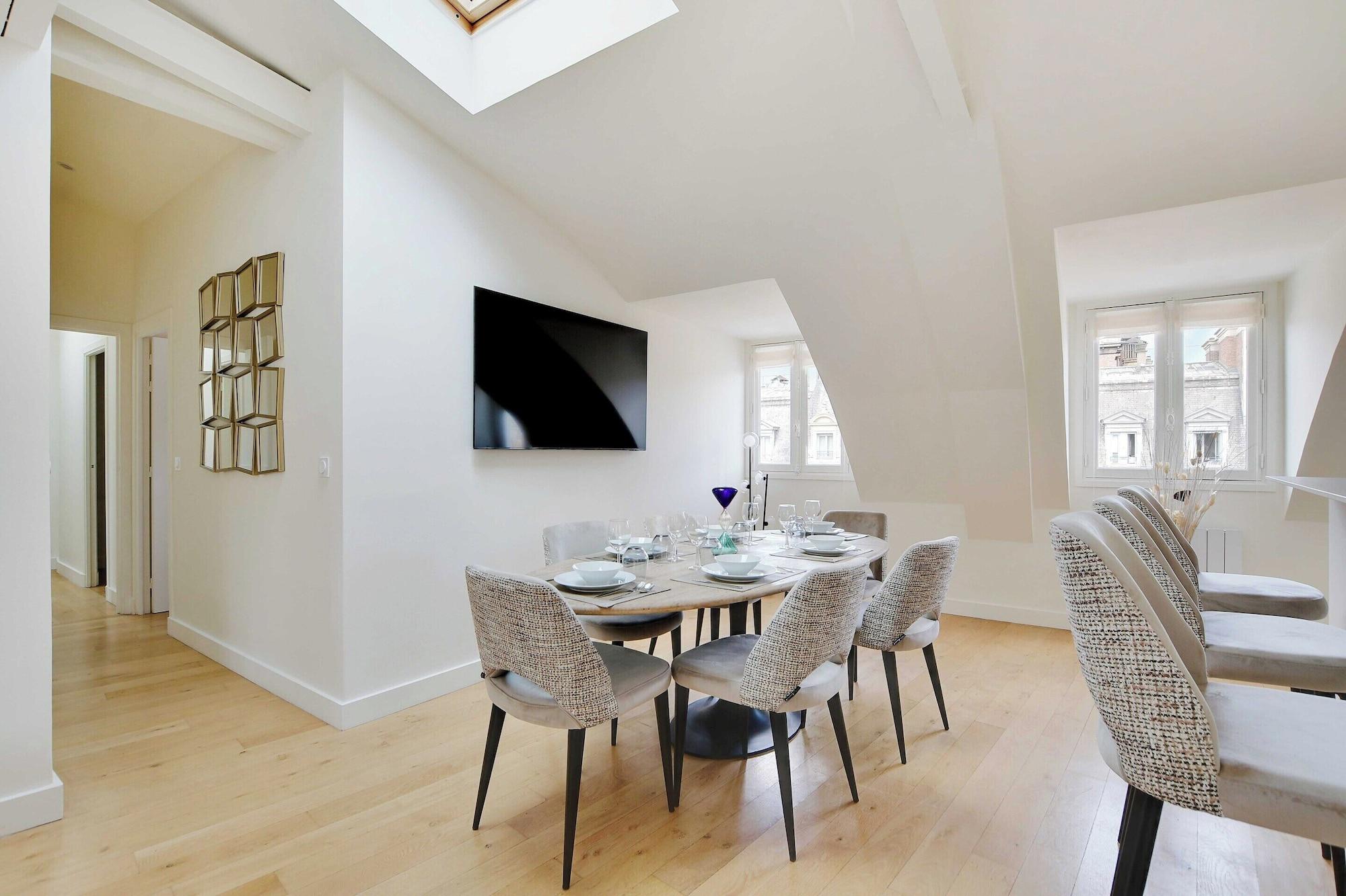 Restaurant Apt a/c 3br/6p - Saint-lazare/les Champs Elysee