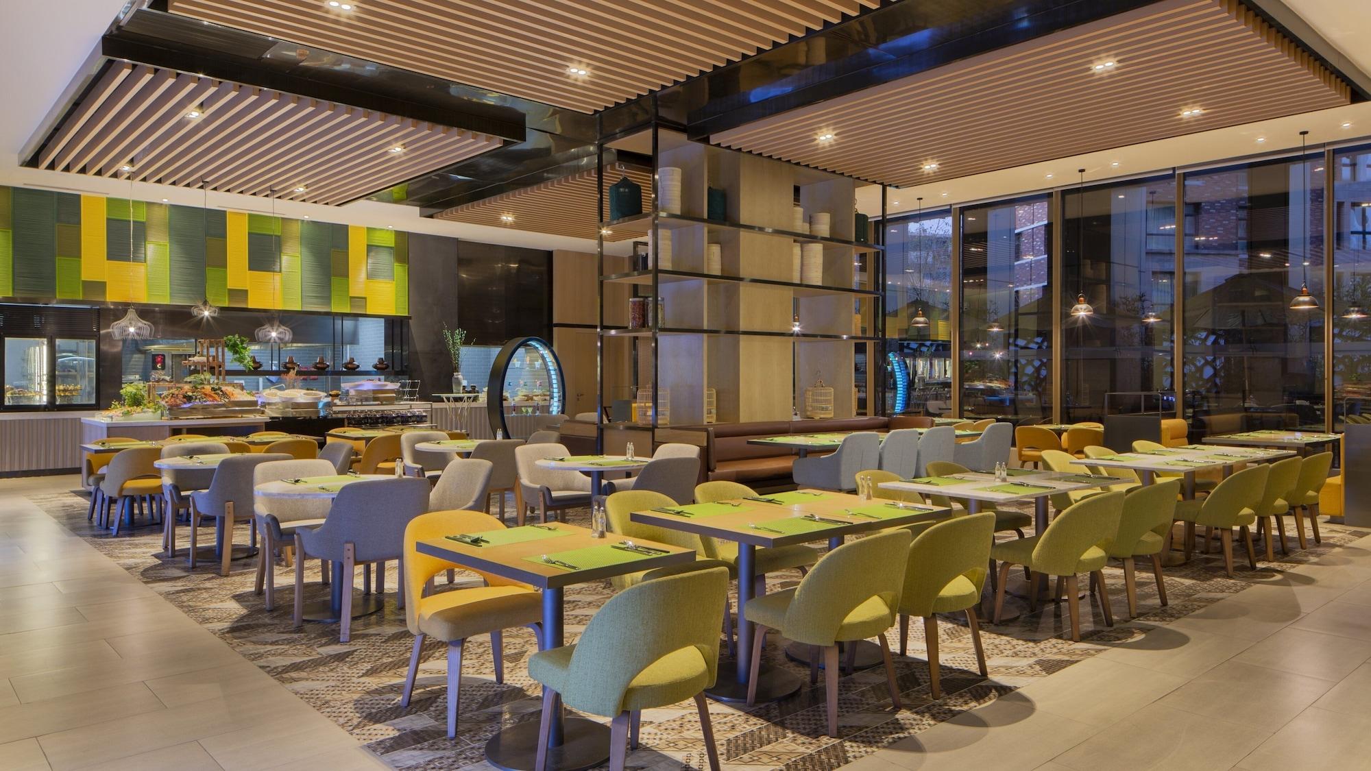 Restaurant Holiday Inn Hotel & Suites Tianjin Downtown by IHG