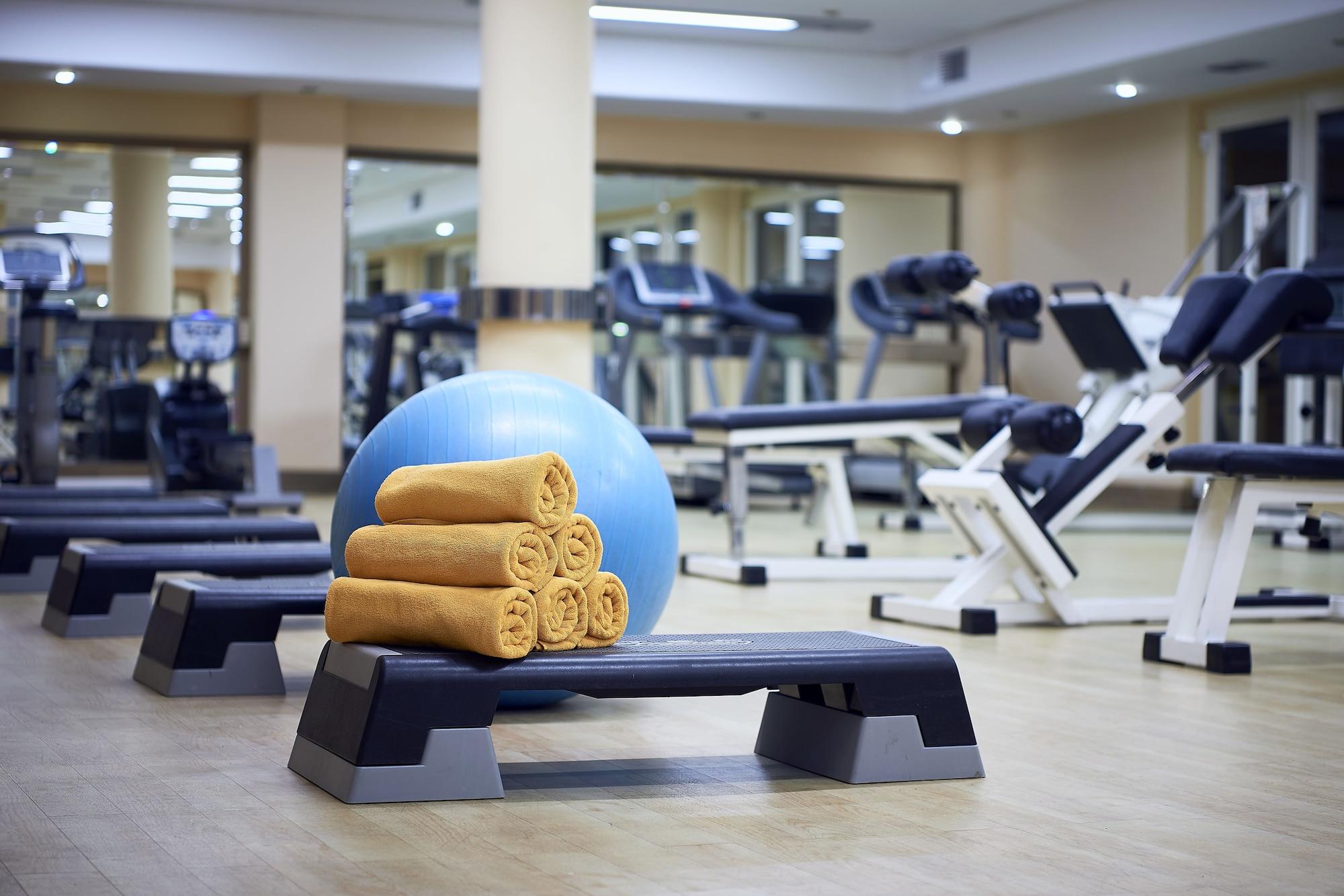 Gimnasio Aldemar Olympian Village