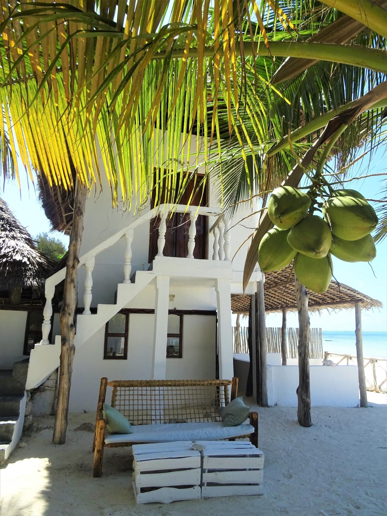 Vista Exterior Makuti Beach Bungalows