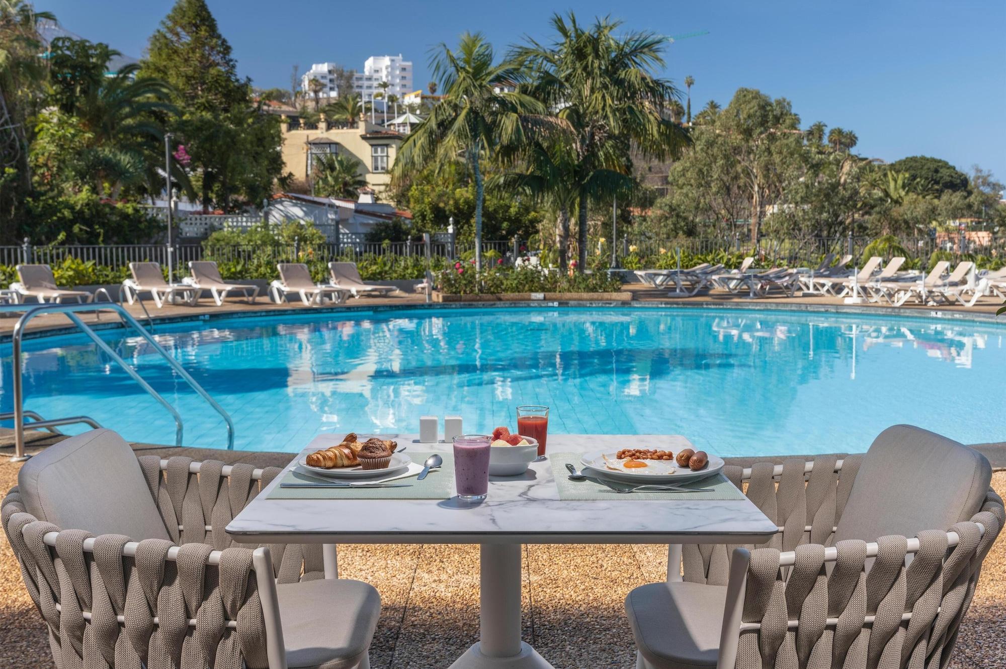 Vista Piscina Atlantic El Tope