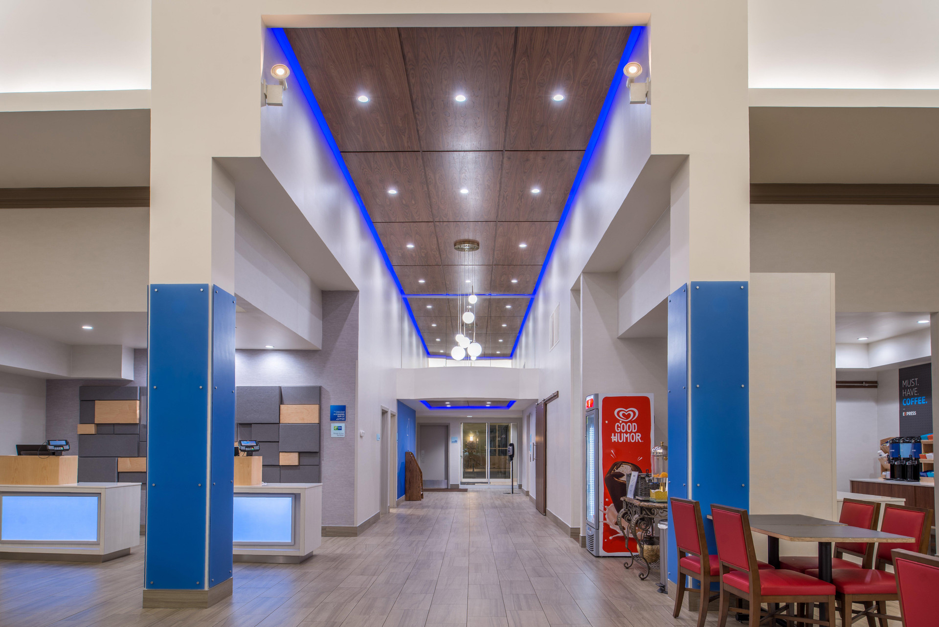 Vista Lobby Holiday Inn Express Mystic - Groton Area By IHG