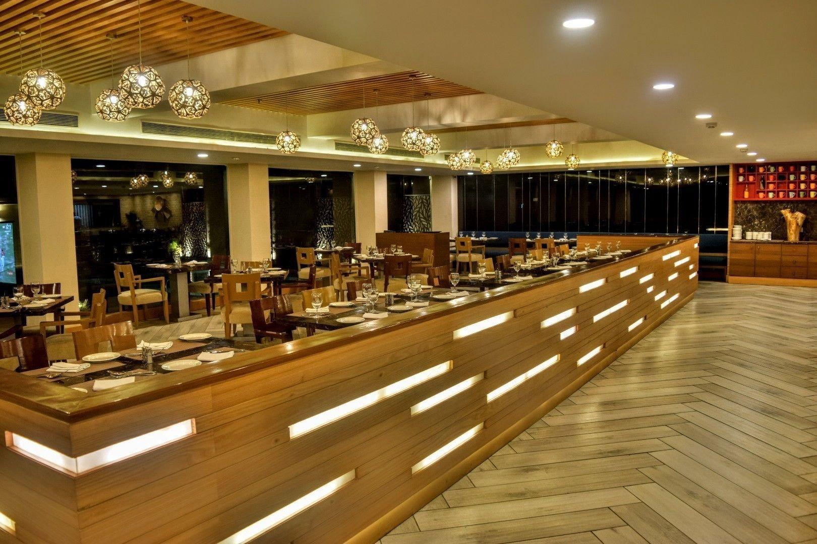 Restaurant Country Inn & Suites By Radisson Jammu