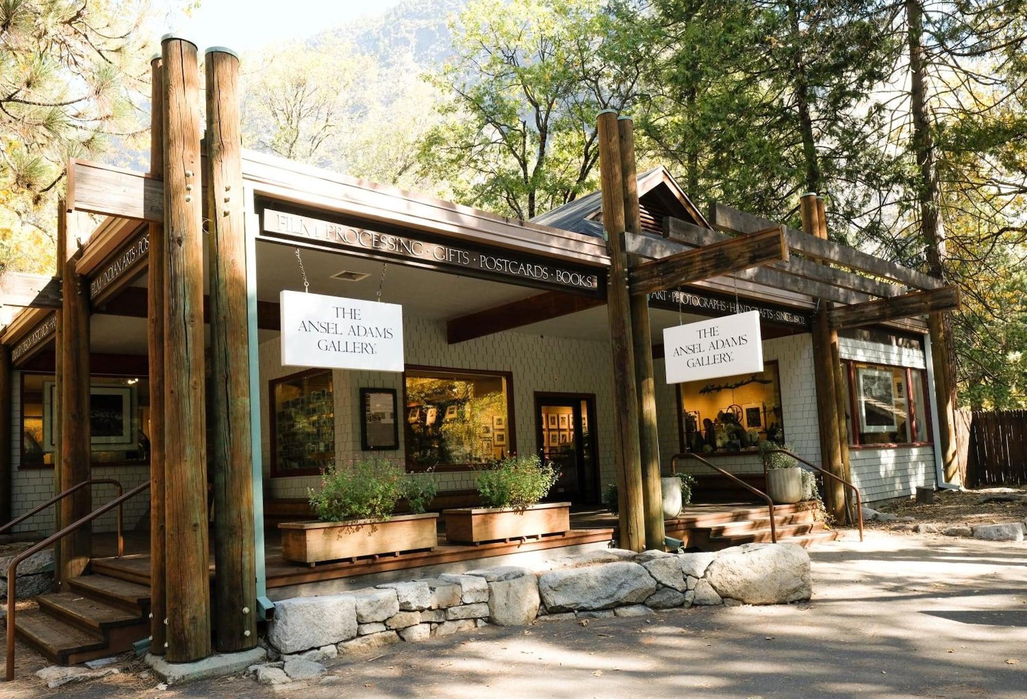 Vista Exterior Curry Village